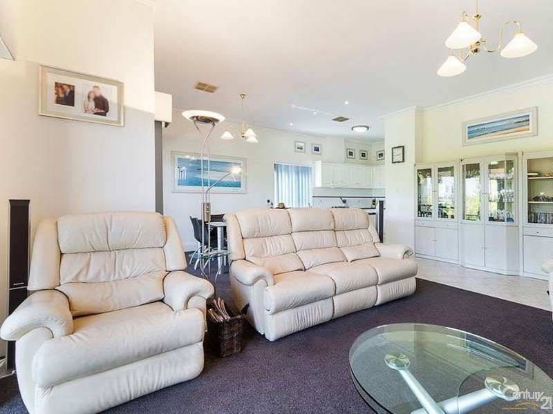 32a Chatswood Grove, Golden Grove SA 5125