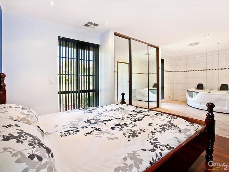 2 Asceola Court, Surrey Downs SA 5126