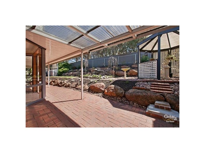 12 Jacquard Court, Greenwith SA 5125