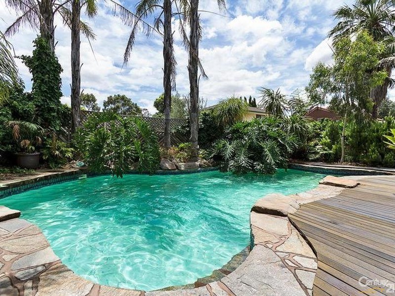 31 Golf Drive, Fairview Park SA 5126