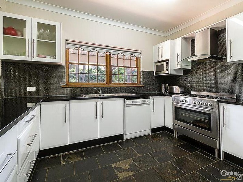 31 Golf Drive, Fairview Park SA 5126