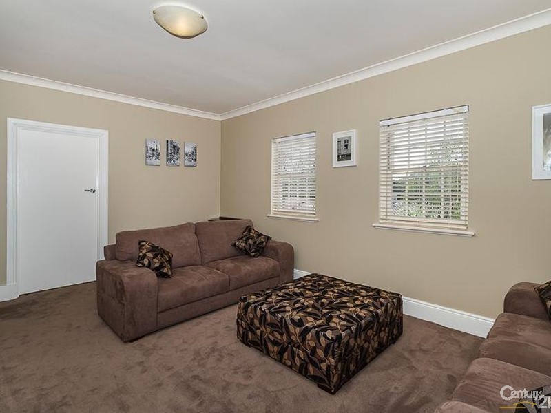 31 Golf Drive, Fairview Park SA 5126