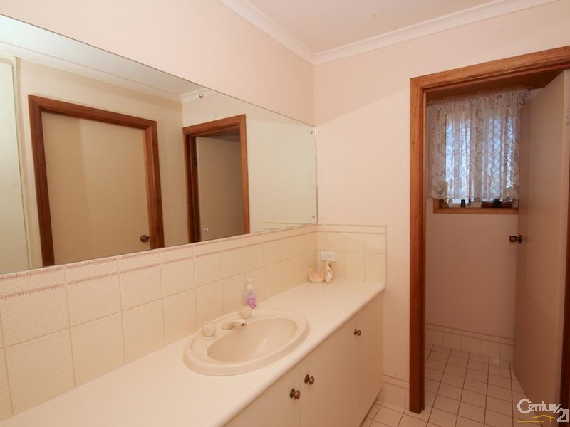 24 Rotz Court, Golden Grove SA 5125