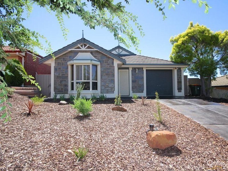 24 Rotz Court, Golden Grove SA 5125