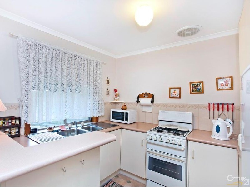 16/8 Ivy Way, Para Hills West SA 5096