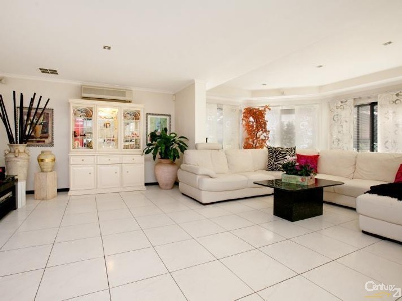 12 Pioneer Court, Salisbury Heights SA 5109