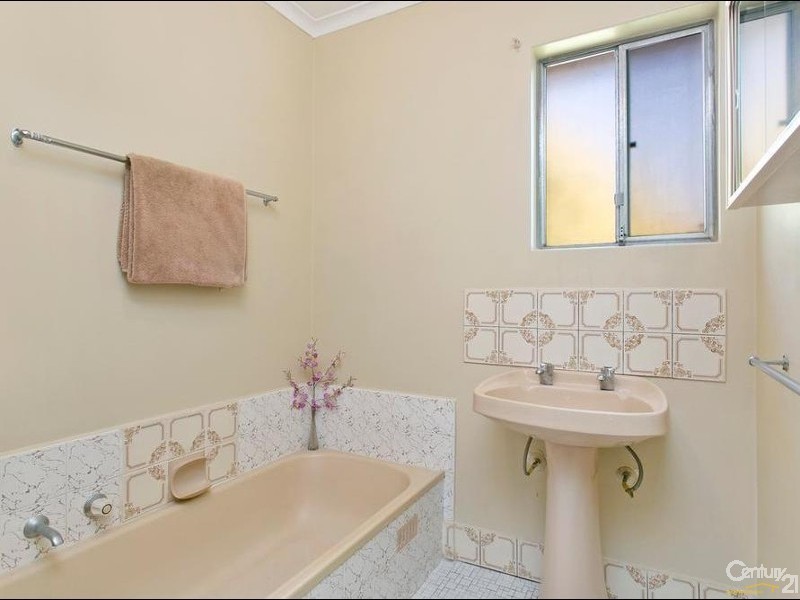 2 Hazel Grove, Ridgehaven SA 5097