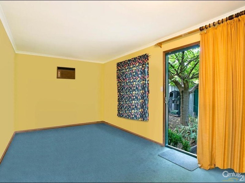 2 Hazel Grove, Ridgehaven SA 5097