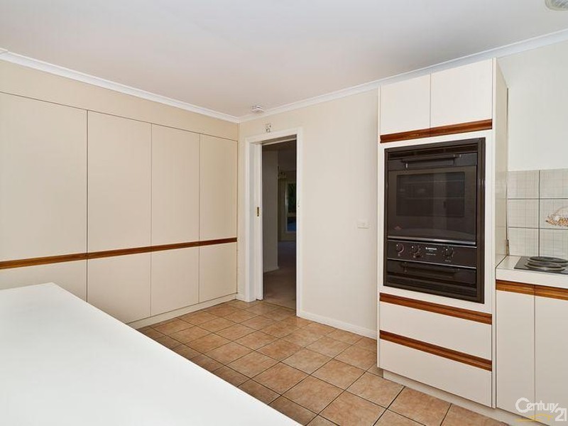 8 Clarence Street, Highbury SA 5089