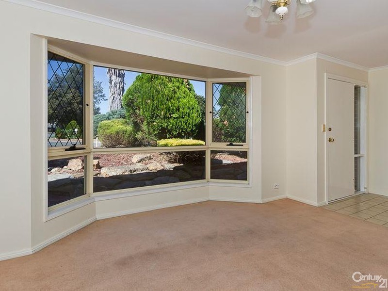 8 Clarence Street, Highbury SA 5089