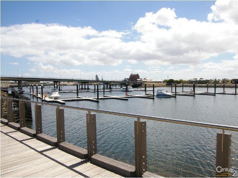 Apt 503 The Sails,16 – 18 Wirra Drive, New Port SA 5015