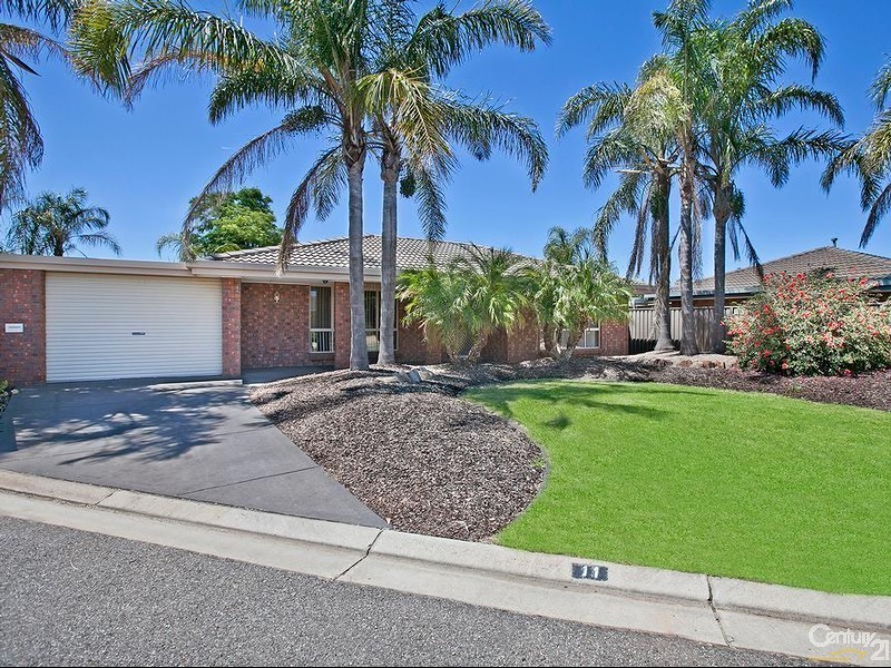 11 Mike Place, Salisbury Downs SA 5108