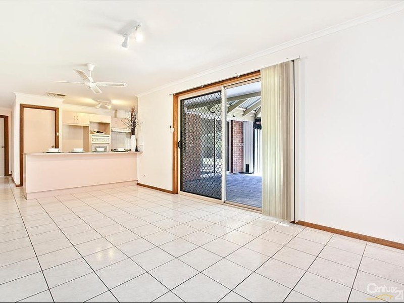 11 Mike Place, Salisbury Downs SA 5108