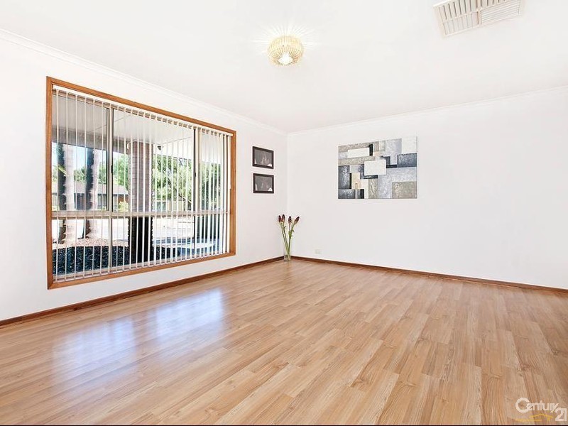 11 Mike Place, Salisbury Downs SA 5108