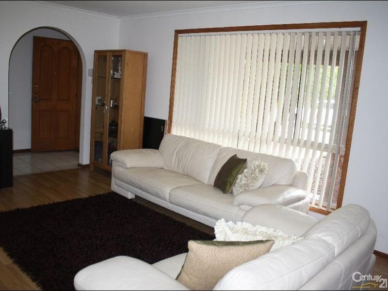 11 Mike Place, Salisbury Downs SA 5108