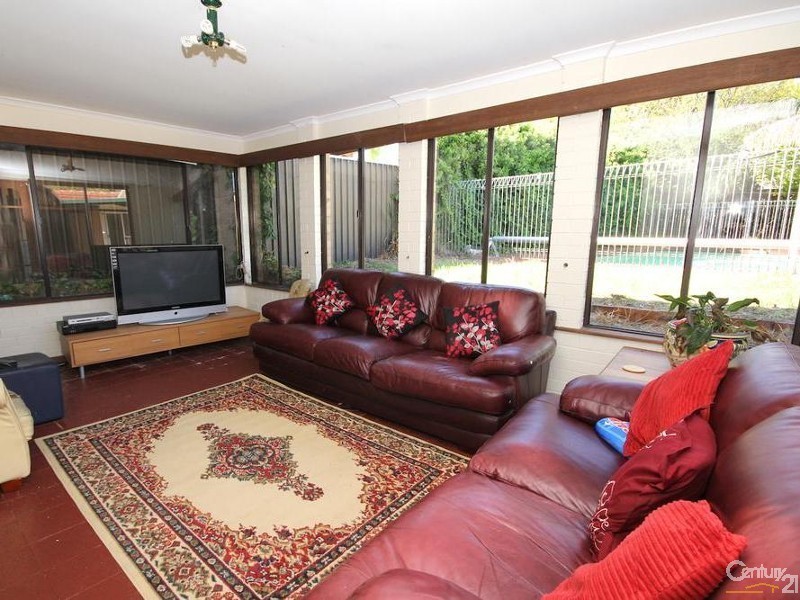 19 Sunnyview Crescent, Ridgehaven SA 5097
