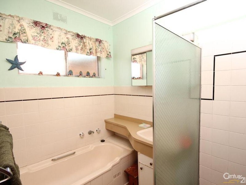 19 Sunnyview Crescent, Ridgehaven SA 5097