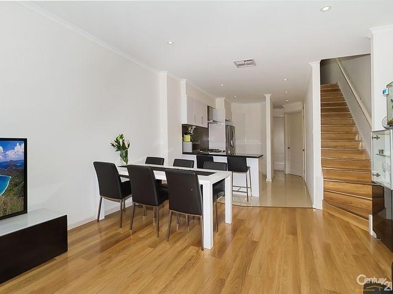 11a Macmillan Avenue, Mawson Lakes SA 5095