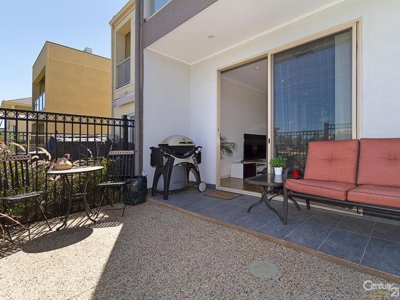 11a Macmillan Avenue, Mawson Lakes SA 5095