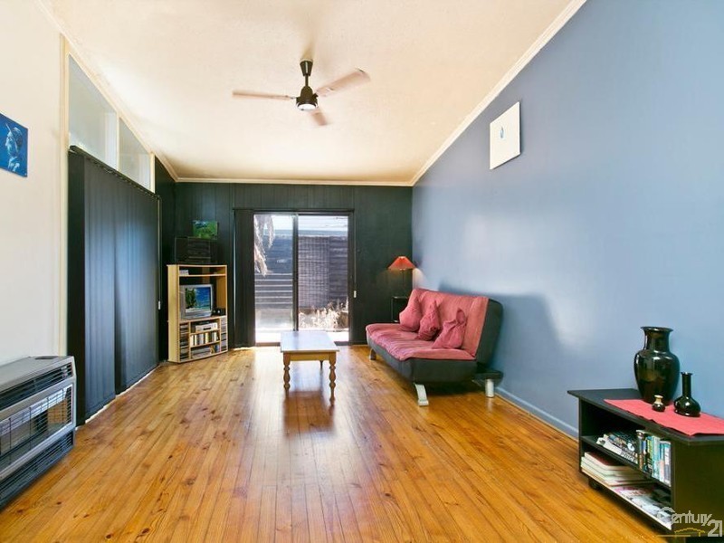 12 Gloucester Avenue, Redwood Park SA 5097