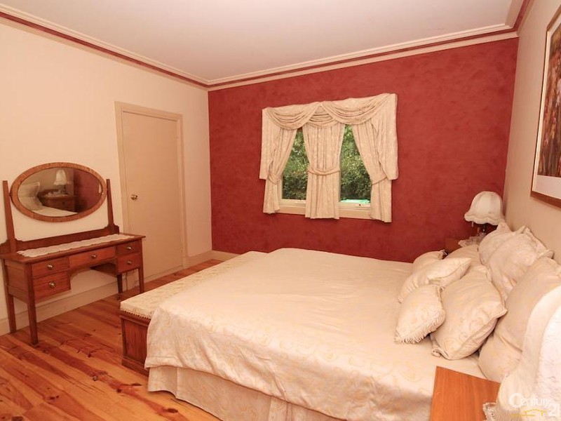 20 Blackhill Road, Houghton SA 5131