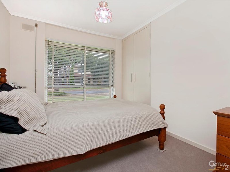 3 Moore Avenue, Salisbury East SA 5109