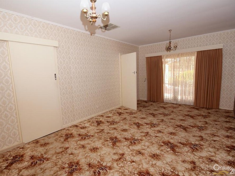 2 Lowan Drive, Ingle Farm SA 5098
