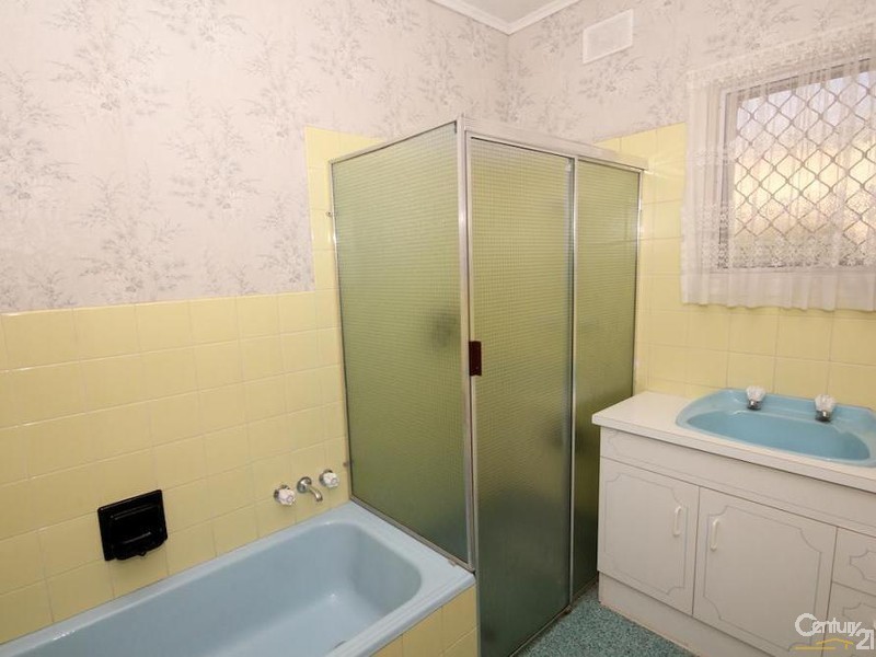 2 Lowan Drive, Ingle Farm SA 5098