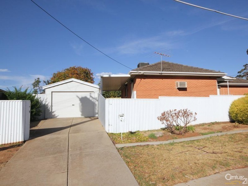 2 Lowan Drive, Ingle Farm SA 5098