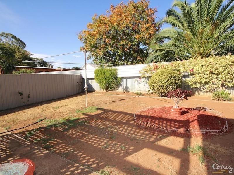 2 Lowan Drive, Ingle Farm SA 5098