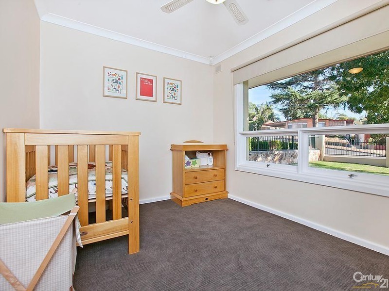 25 Kym Avenue, Valley View SA 5093