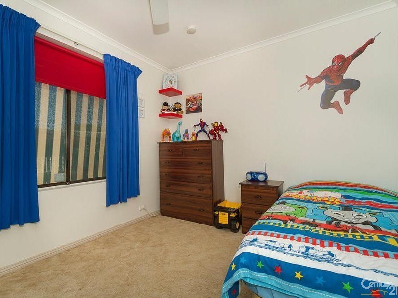 14 Kosmina Crescent, Hillbank SA 5112