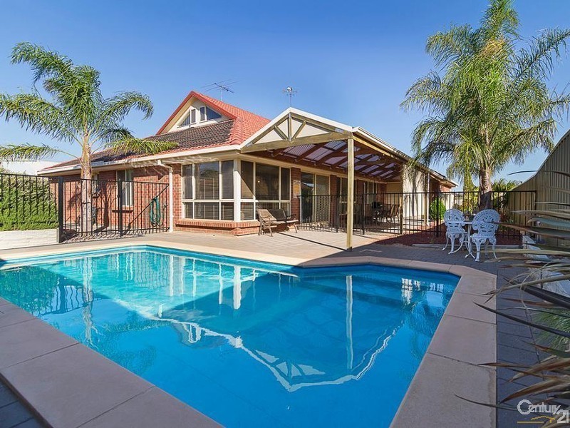 8 The Grove, Andrews Farm SA 5114