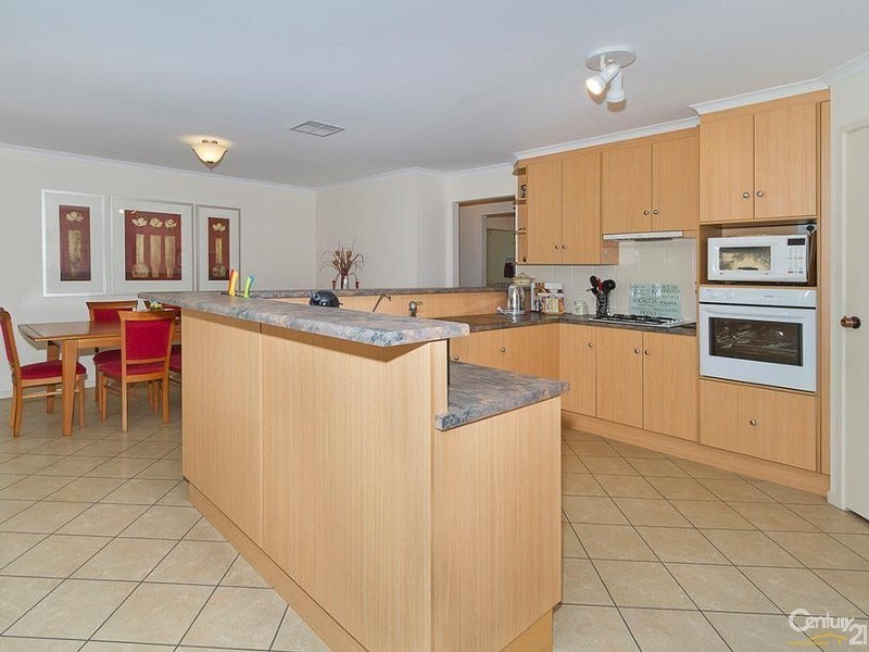 8 The Grove, Andrews Farm SA 5114