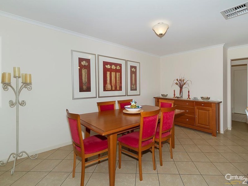 8 The Grove, Andrews Farm SA 5114