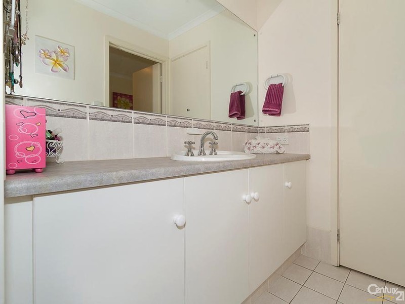 8 The Grove, Andrews Farm SA 5114