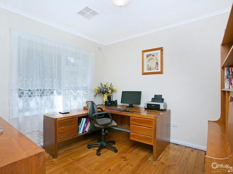 17 Marsha Drive, Banksia Park SA 5091