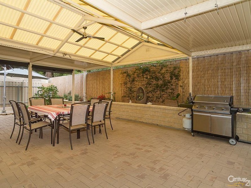 17 Oregan Crescent, St Agnes SA 5097