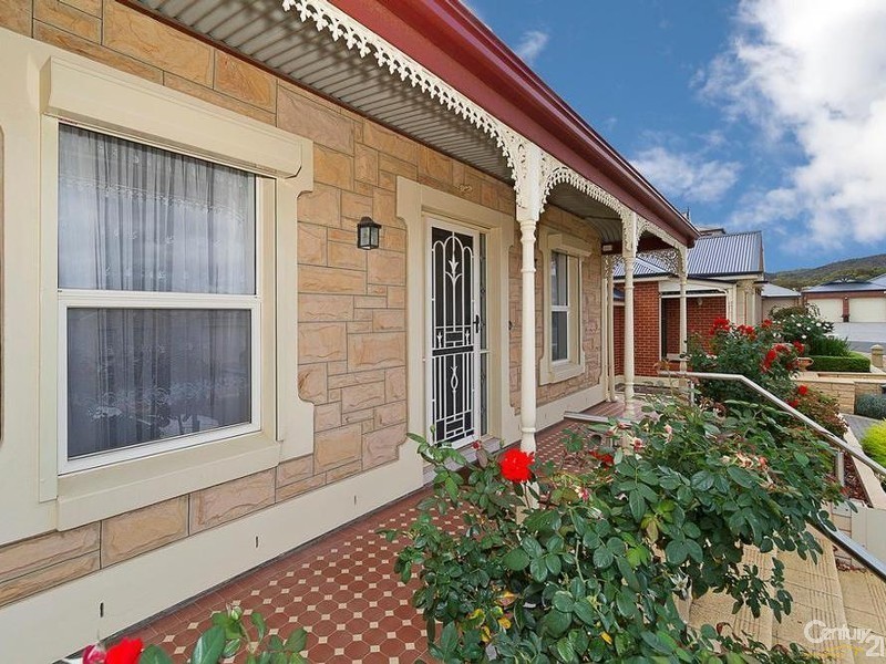 17 Oregan Crescent, St Agnes SA 5097