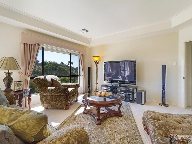 13 Creekview Drive, Walkley Heights SA 5098