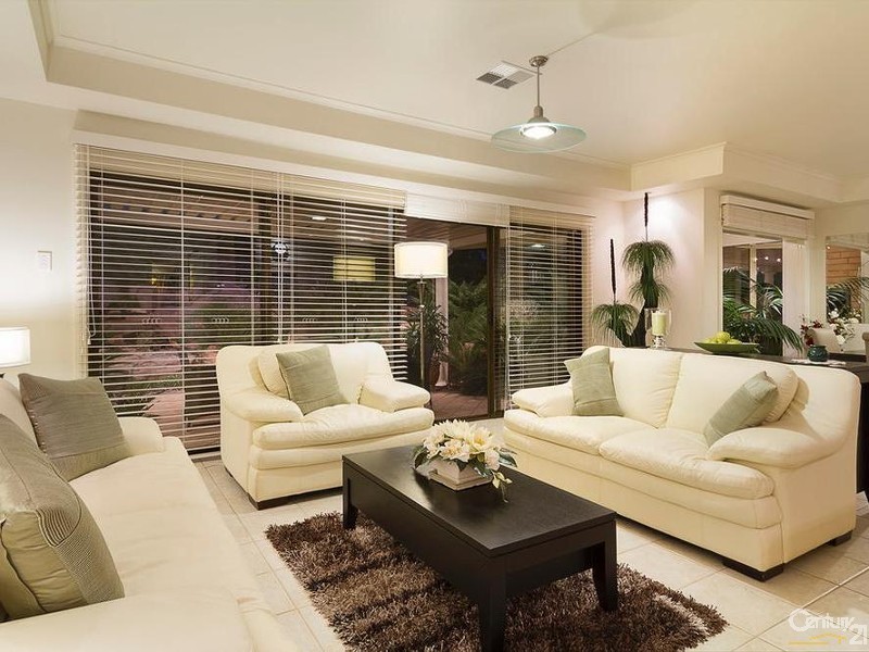 13 Creekview Drive, Walkley Heights SA 5098