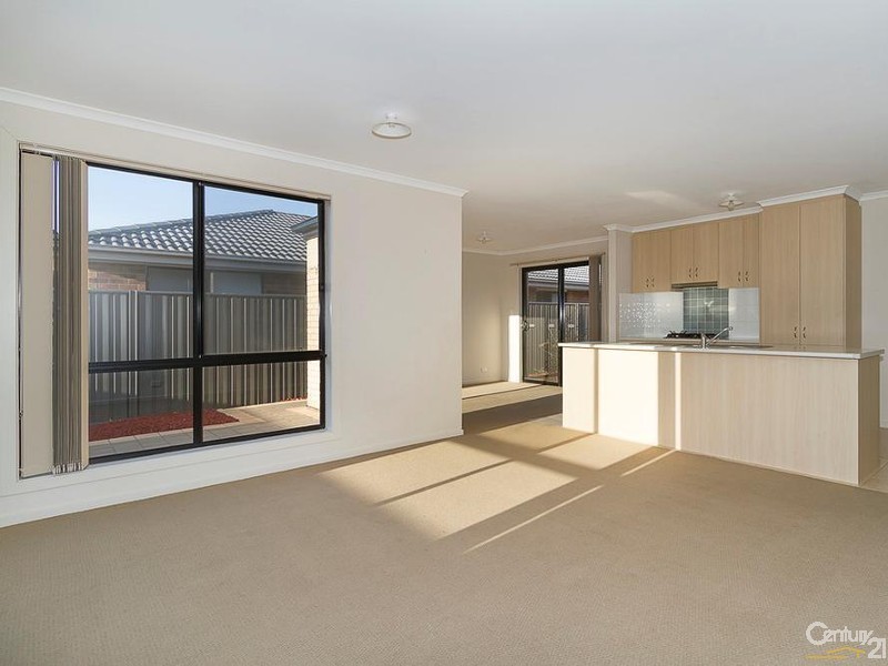 18 Monterey Drive, Munno Para West SA 5115