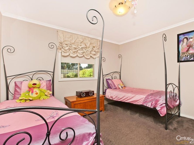 7 Pine View Drive, Paralowie SA 5108