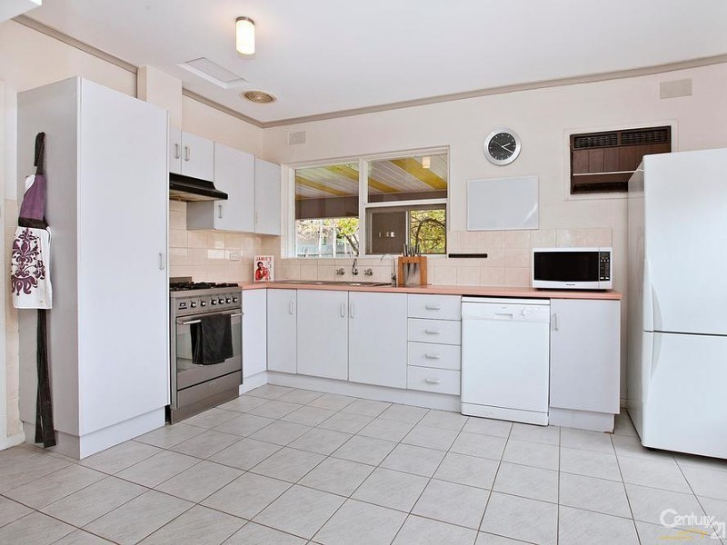 33 Amber Road, Highbury SA 5089