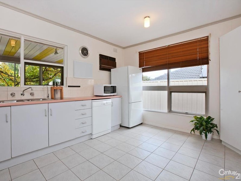 33 Amber Road, Highbury SA 5089