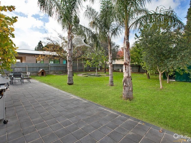 33 Amber Road, Highbury SA 5089
