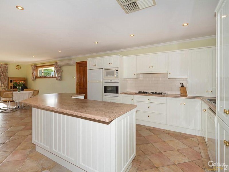 3 Ajax Court, Para Vista SA 5093