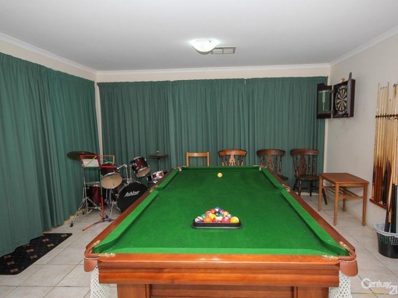 11 Farmhouse Ave, Walkley Heights SA 5098