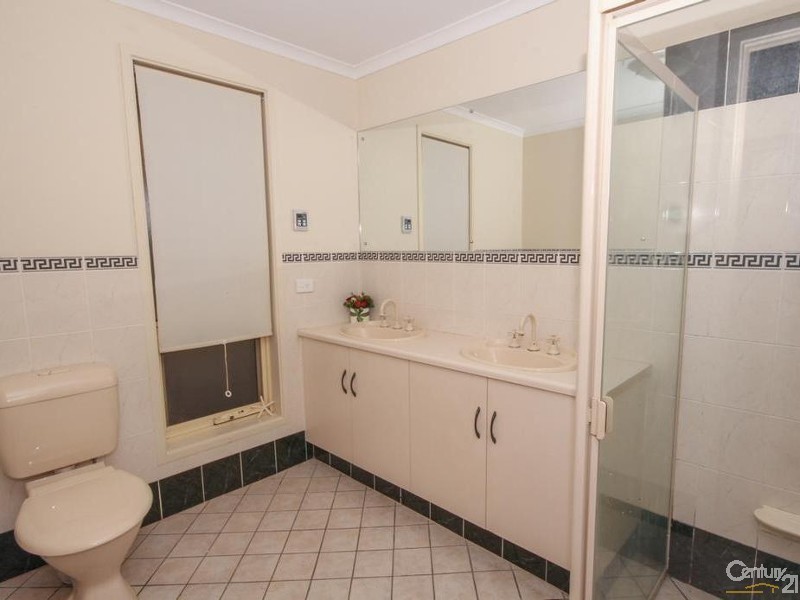 11 Farmhouse Ave, Walkley Heights SA 5098