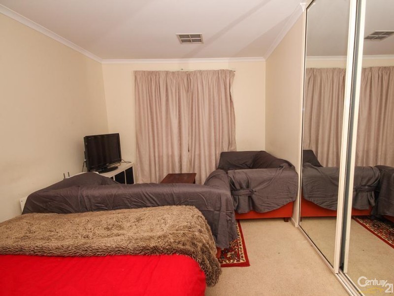 11 Farmhouse Ave, Walkley Heights SA 5098